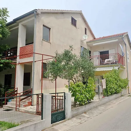In Starigrad-paklenica 53541 Apartamento Starigrad Paklenica