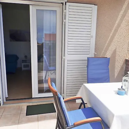 In Starigrad-paklenica 53541 ستاريغغاد باكلينتسا