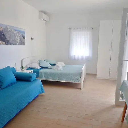 Apartamento In Starigrad-paklenica 53541 Starigrad Paklenica