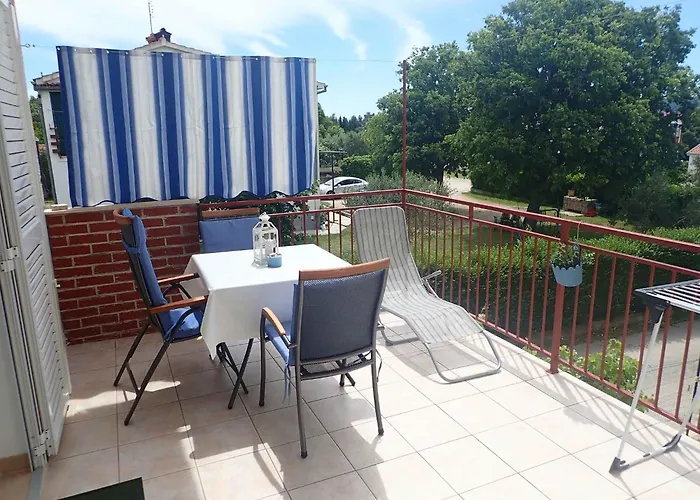 In Starigrad-paklenica 53541 Апартаменты *